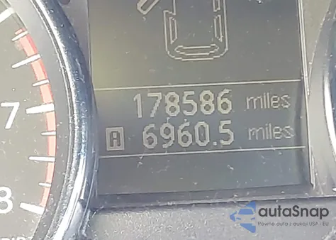 2013 Nissan Rogue S z USA, uszkodzony, nr VIN JN8AS5MV5DW108218